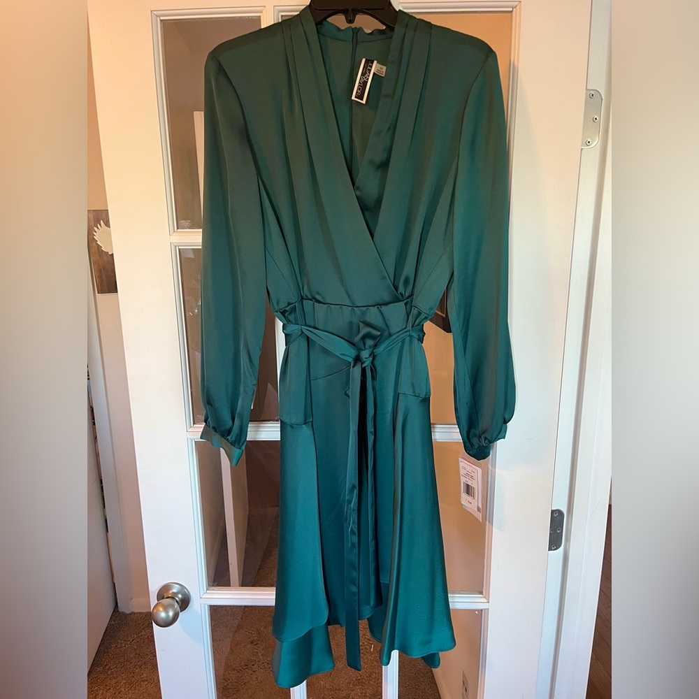 NWT Julian Taylor Emerald Green Dress